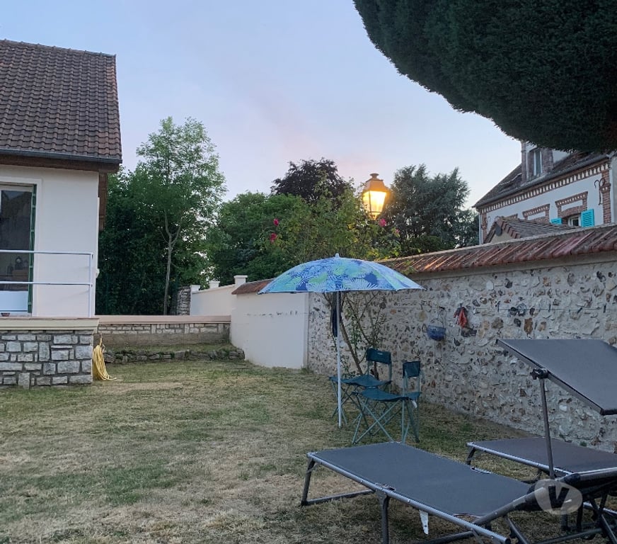 Vente Maison Eure-et-Loir Anet - 28260 - Photos Vivastreet Vend maison au centre-ville de 90 M2 avec terrain
