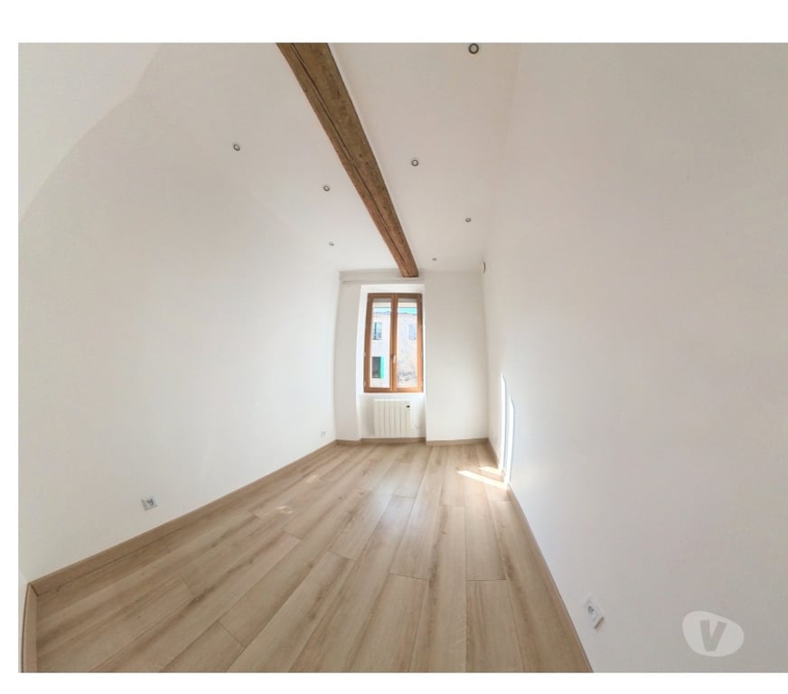 Location maison Gard Pompignan - 30170 - Photos Vivastreet Maison de village à Pompignan