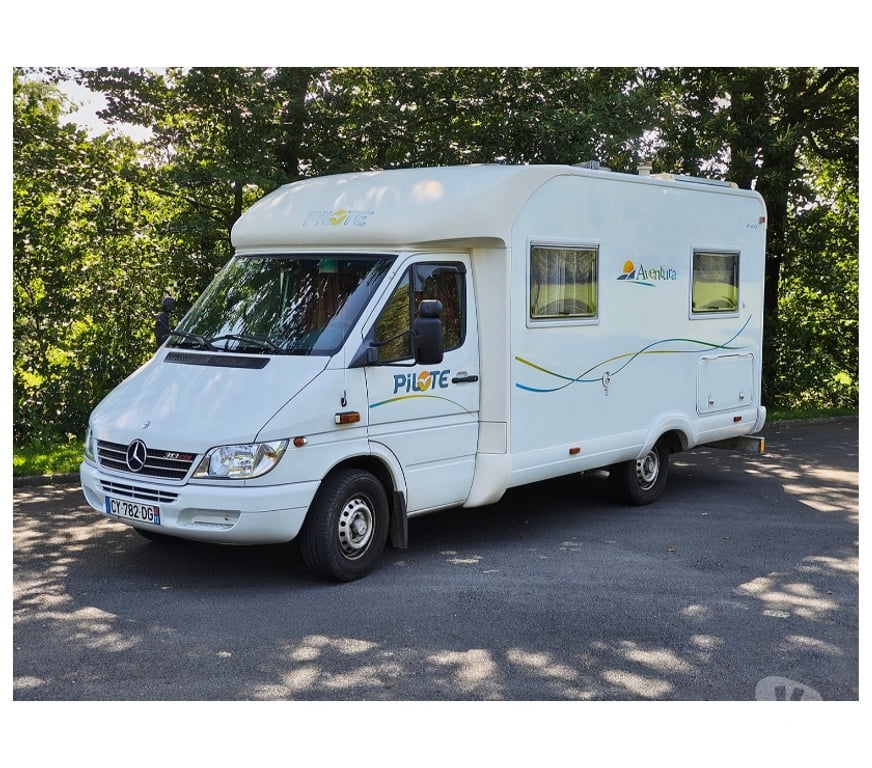 Camping car occasion Manche Mortain - 50140 - Photos Vivastreet Camping Car Mercedes Pilote Aventura P633
