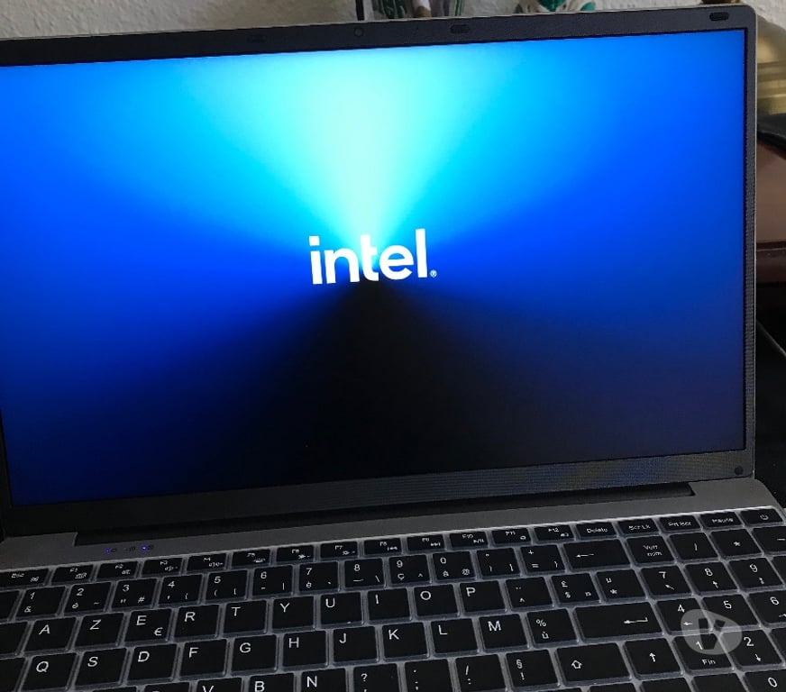 Informatique Var Sanary sur Mer - 83110 - Photos Vivastreet Ordinateur portable Intel