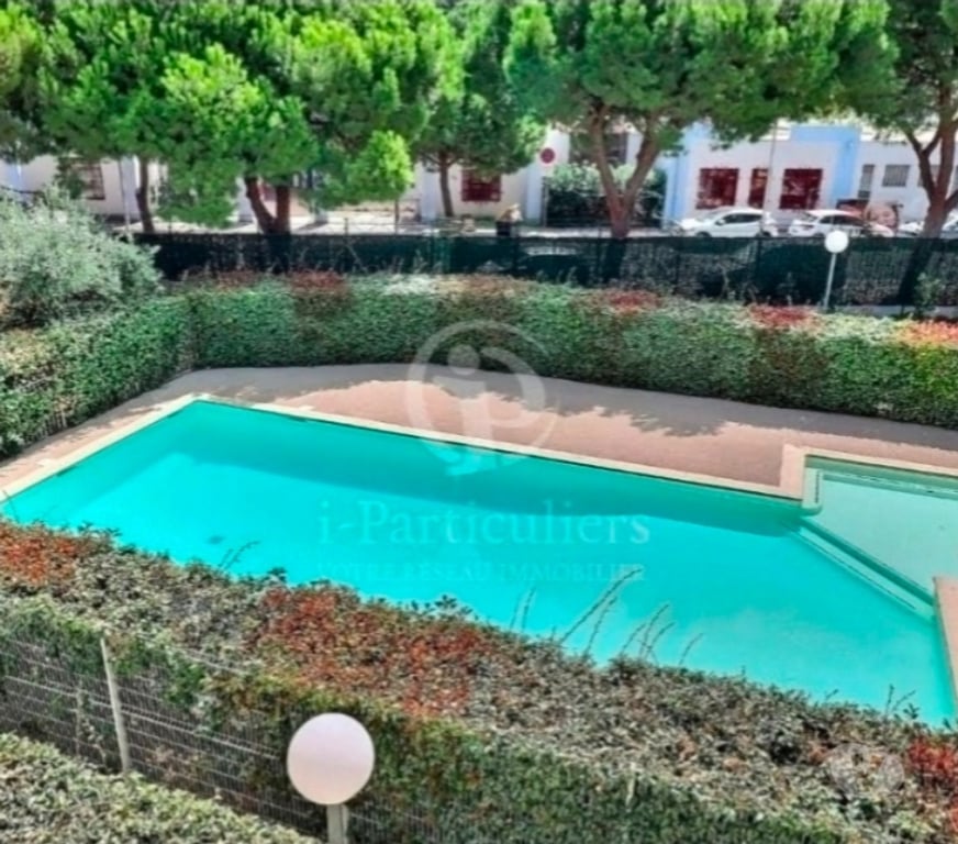 location saisonniere Hérault Montpellier - Photos Vivastreet Location saisonnière dans t3 avec piscine privée et clim