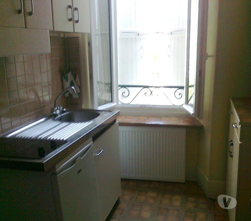 location saisonniere Haute-Garonne Bagneres de Luchon - Photos Vivastreet loue studio 4couchages