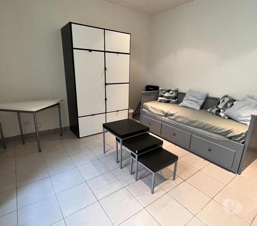 Appartement meublé Côte-d'Or Dijon - 21000 - Photos Vivastreet CARNOT THEATRE prox facs et CV T1 20m² meublé rénové