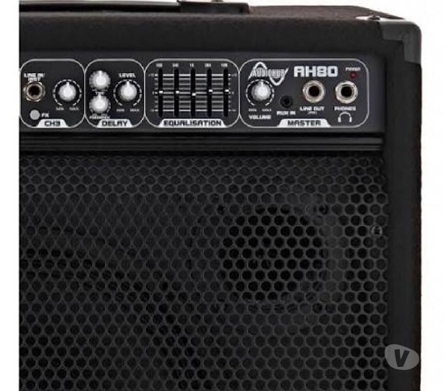 Instruments de musique Bas-Rhin Mommenheim - 67670 - Photos Vivastreet LANEY AH80 ampli polyvalent tout instrument-3 canaux