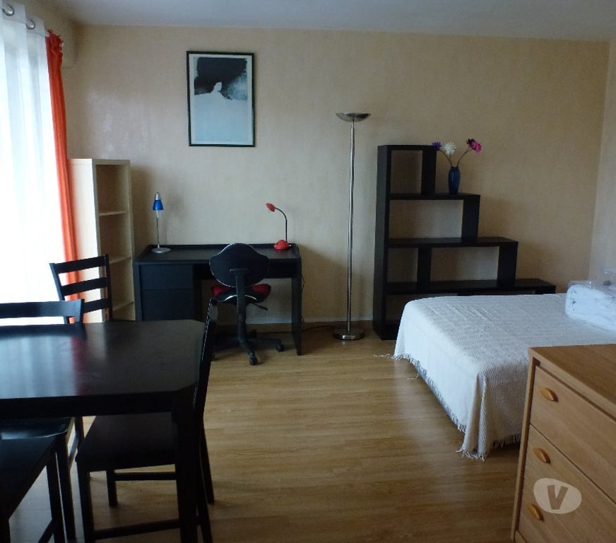 Appartement meublé Marne Reims - Photos Vivastreet Reims St Remi - T1bis meublé