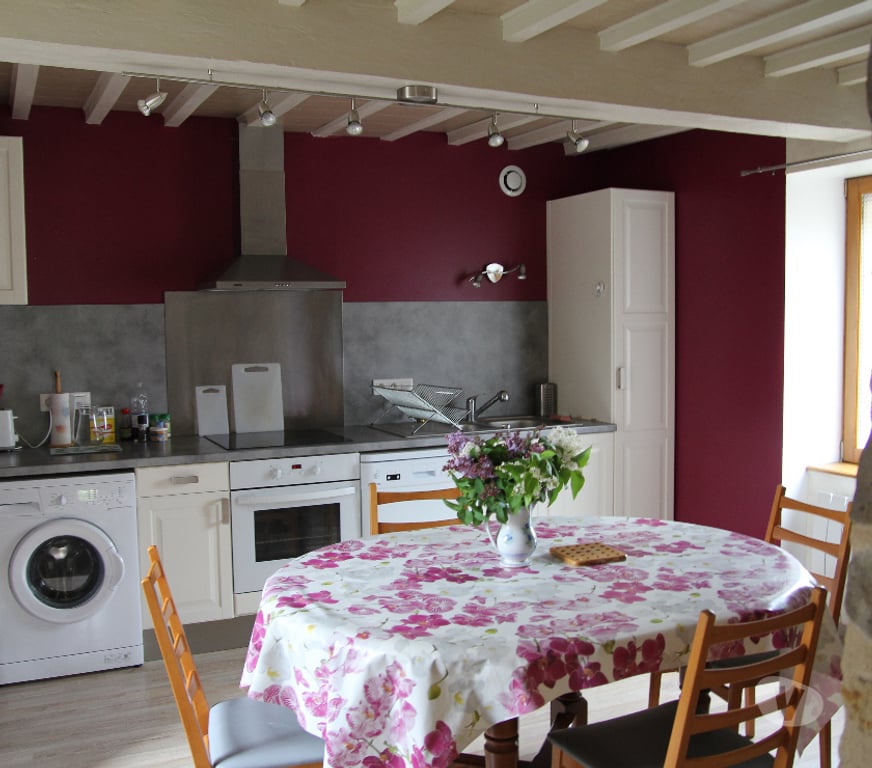 location saisonniere Puy-de-Dôme St Julien de Coppel - 63160 - Photos Vivastreet Gîte Auvergne - campagne nature -promo du 18 07 au 1 08
