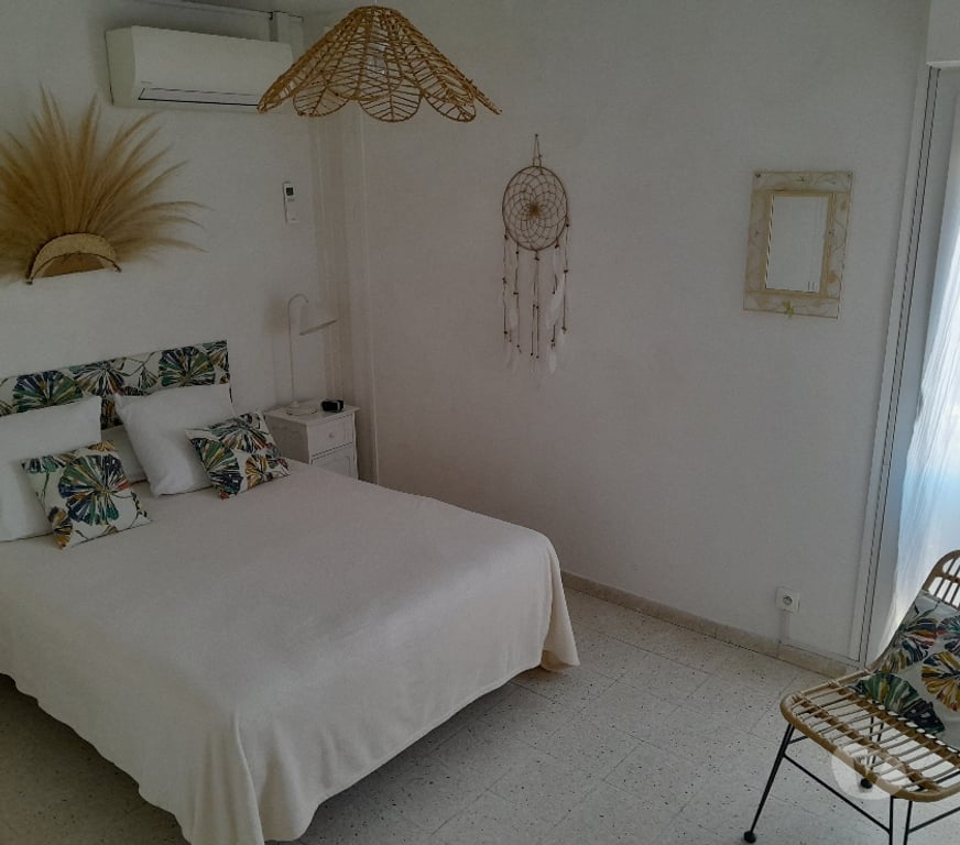 location saisonniere Hérault Balaruc les Bains - 34540 - Photos Vivastreet T3-3*- 65 m2 -2° étage -coquet, moderne et traversant