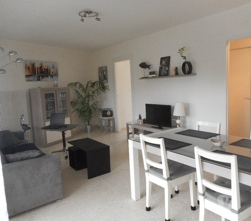 location saisonniere Hérault Balaruc les Bains - 34540 - Photos Vivastreet T3-3*- 65 m2 -2° étage -coquet, moderne et traversant