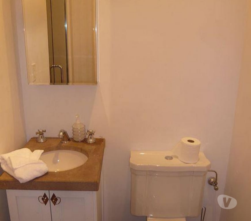 Appartement meublé Paris Paris 4ème ardt - 75004 - Photos Vivastreet Location studio MEUBLE de 21,20 m²