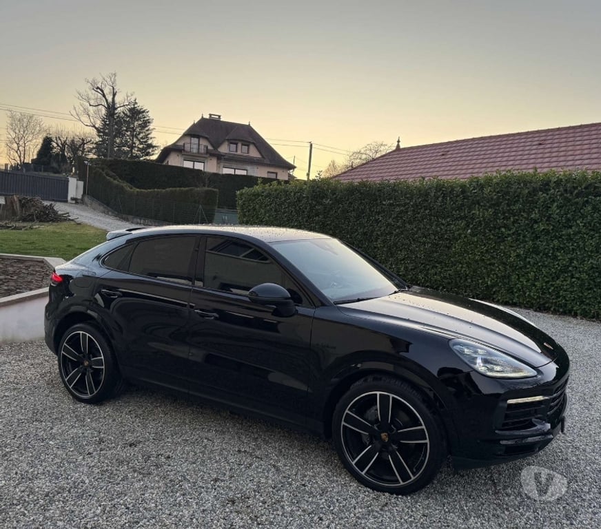 Voiture d'occasion Savoie Chambery - 73000 - Photos Vivastreet Porsche Cayenne Coupé E-Hybrid 3.0 V6 462ch Tiptronic BVA
