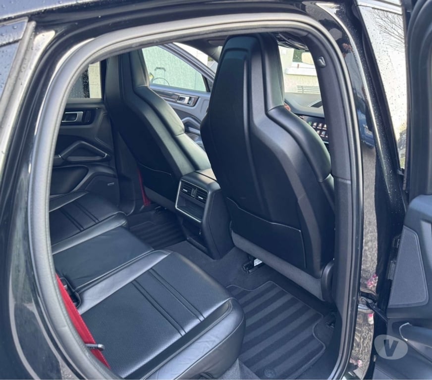 Voiture d'occasion Savoie Chambery - 73000 - Photos Vivastreet Porsche Cayenne Coupé E-Hybrid 3.0 V6 462ch Tiptronic BVA
