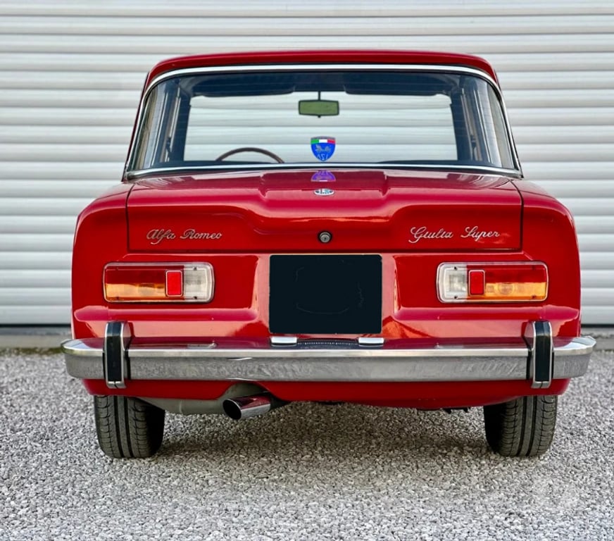Voiture de collection Saône-et-Loire Curgy - 71400 - Photos Vivastreet ALFA ROMEO GIULIA 1600 SUPER BISCIONE de 1972