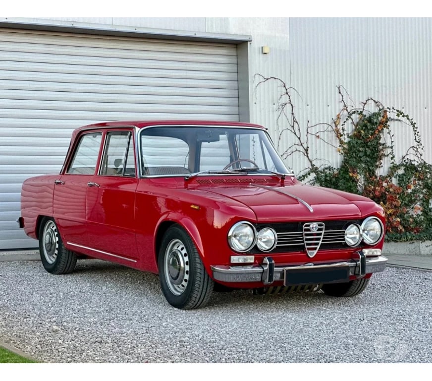 Voiture de collection Saône-et-Loire Curgy - 71400 - Photos Vivastreet ALFA ROMEO GIULIA 1600 SUPER BISCIONE de 1972
