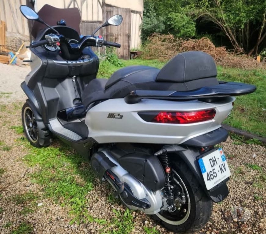Moto d'occasion Oise Marseille en Beauvaisis - 60690 - Photos Vivastreet Piaggio MP3 500 IE sport