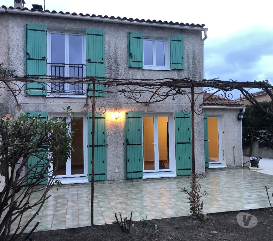 Location maison Vaucluse Avignon - 84000 - Photos Vivastreet Maison R+1 T4 95m²,climatisation,300m² Terrain, AVIGNON