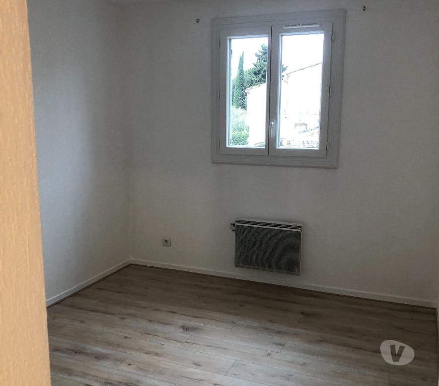 Location maison Vaucluse Avignon - 84000 - Photos Vivastreet Maison R+1 T4 95m²,climatisation,300m² Terrain, AVIGNON