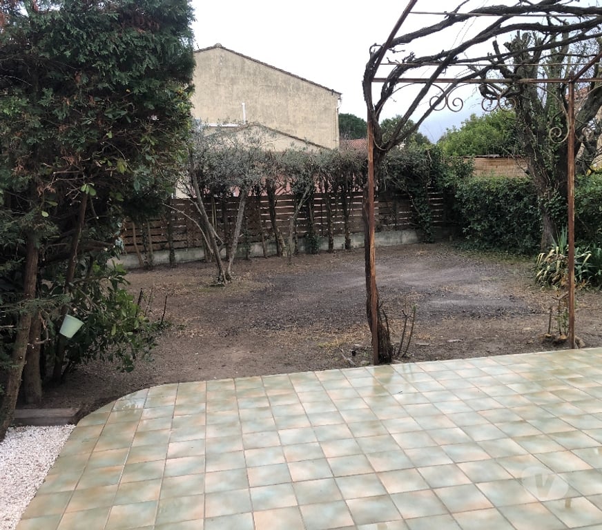 Location maison Vaucluse Avignon - 84000 - Photos Vivastreet Maison R+1 T4 95m²,climatisation,300m² Terrain, AVIGNON