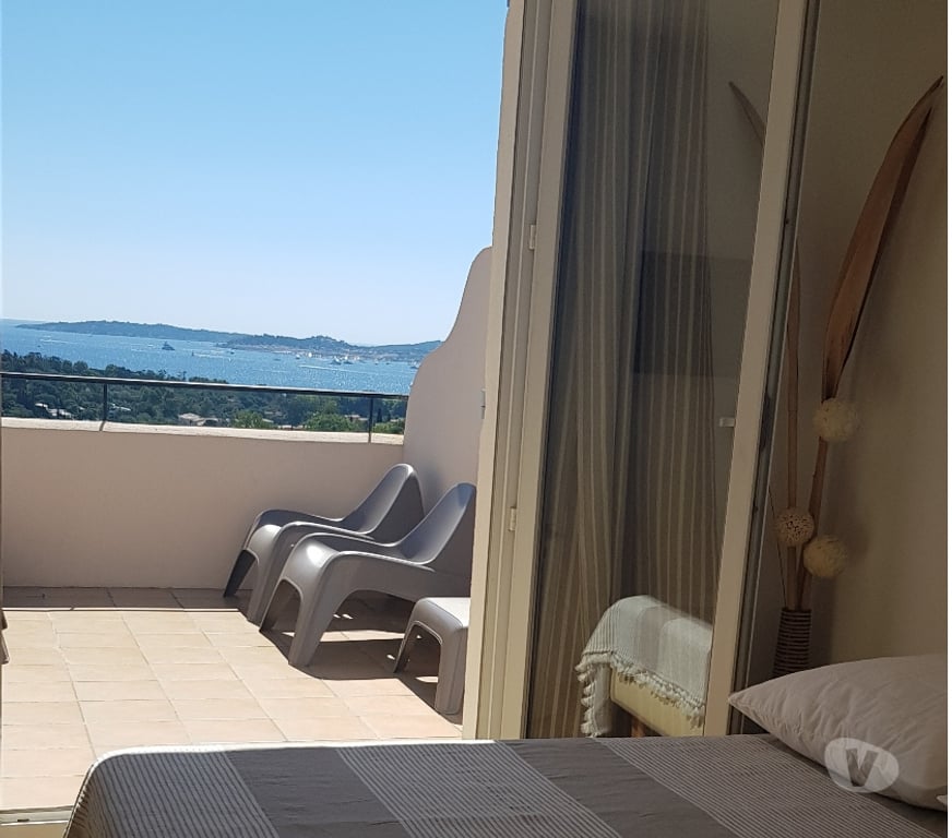 location saisonniere Var Grimaud - 83310 - Photos Vivastreet Appartement en Duplex climatisé 6pers Vue mer