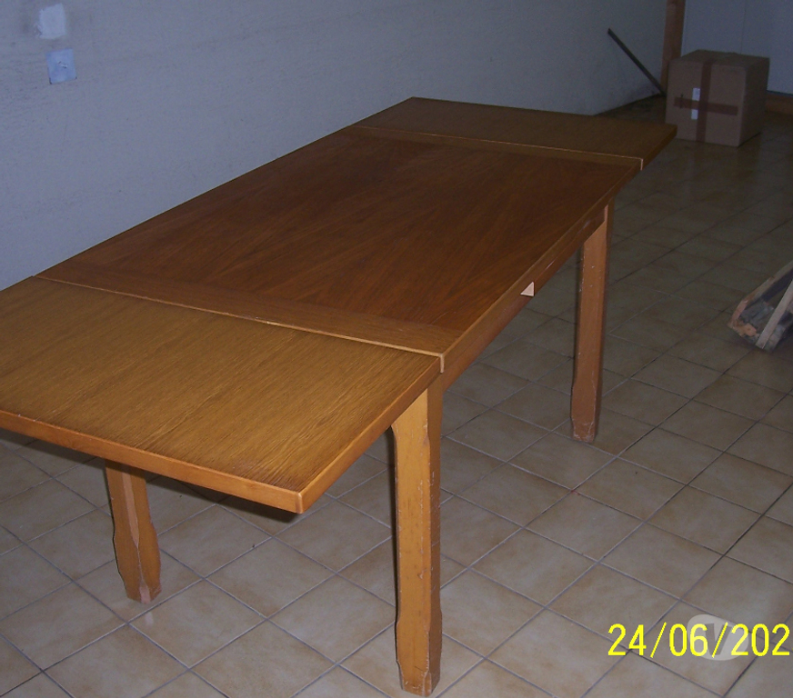 Ameublement & art de la table Oise Porquericourt - 60400 - Photos Vivastreet table de cuisine ou autres