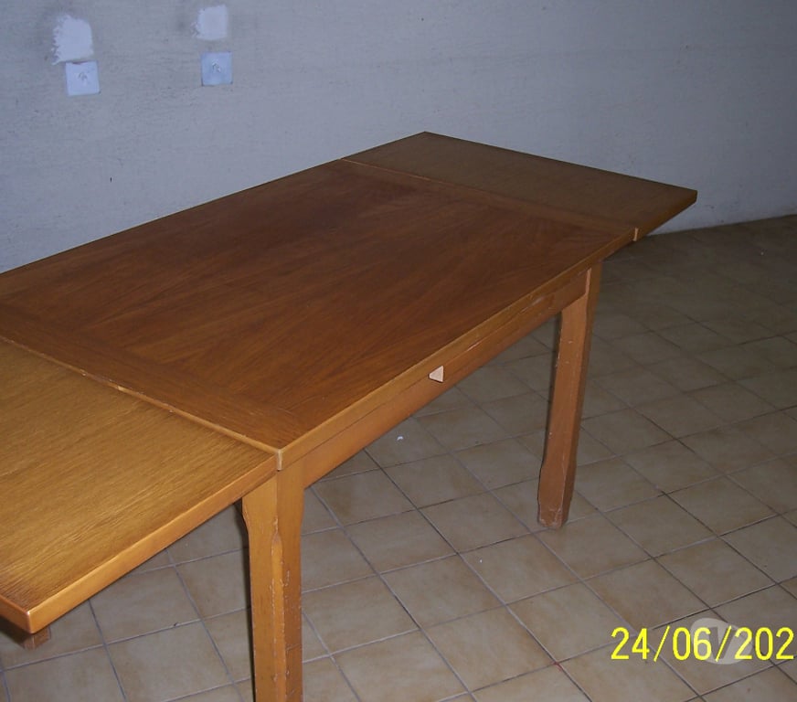 Ameublement & art de la table Oise Porquericourt - 60400 - Photos Vivastreet table de cuisine ou autres