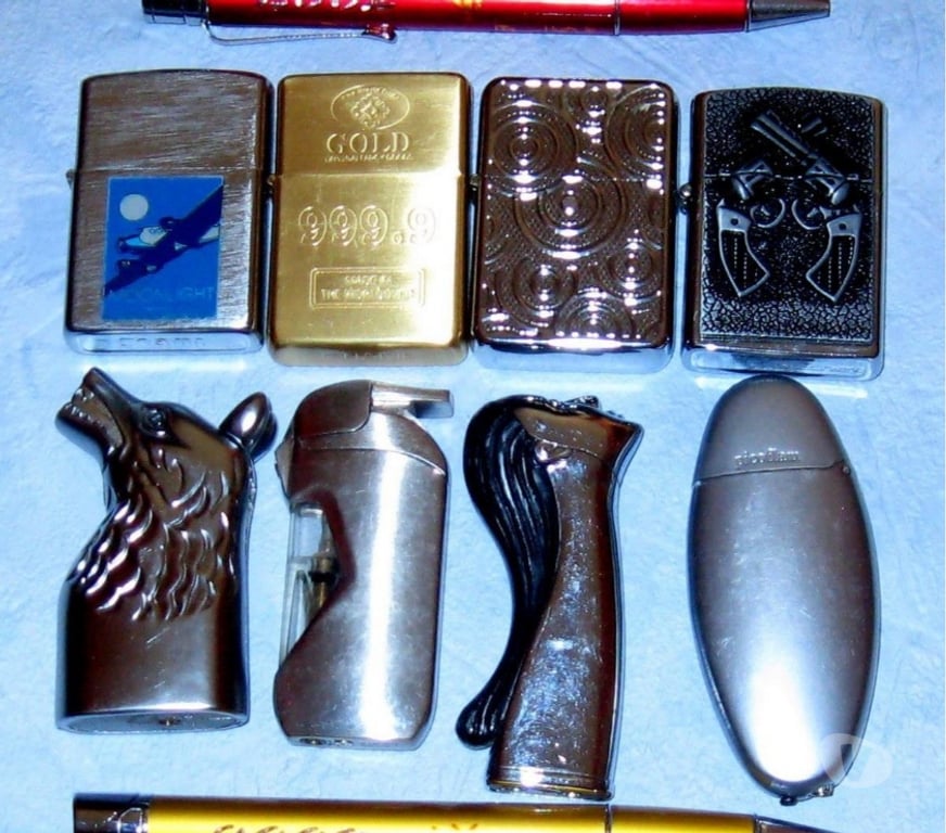 Collection Nord Wattrelos - 59150 - Photos Vivastreet petit lot objets divers.