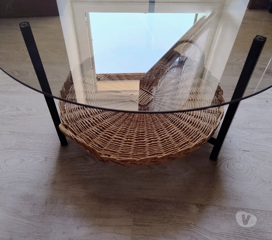 Ameublement & art de la table Gard Laval Pradel - 30110 - Photos Vivastreet Table basse vintage