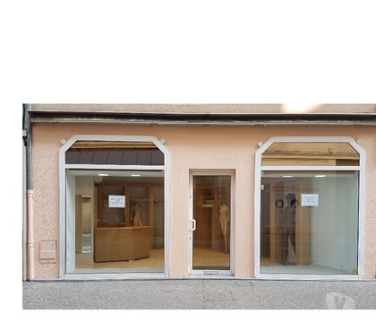 Commerce a Vendre Bourg en Bresse Ain - Photos Vivastreet LOCAL COMMERCIAL BOUTIQUE 01000 BOURG en BRESSE