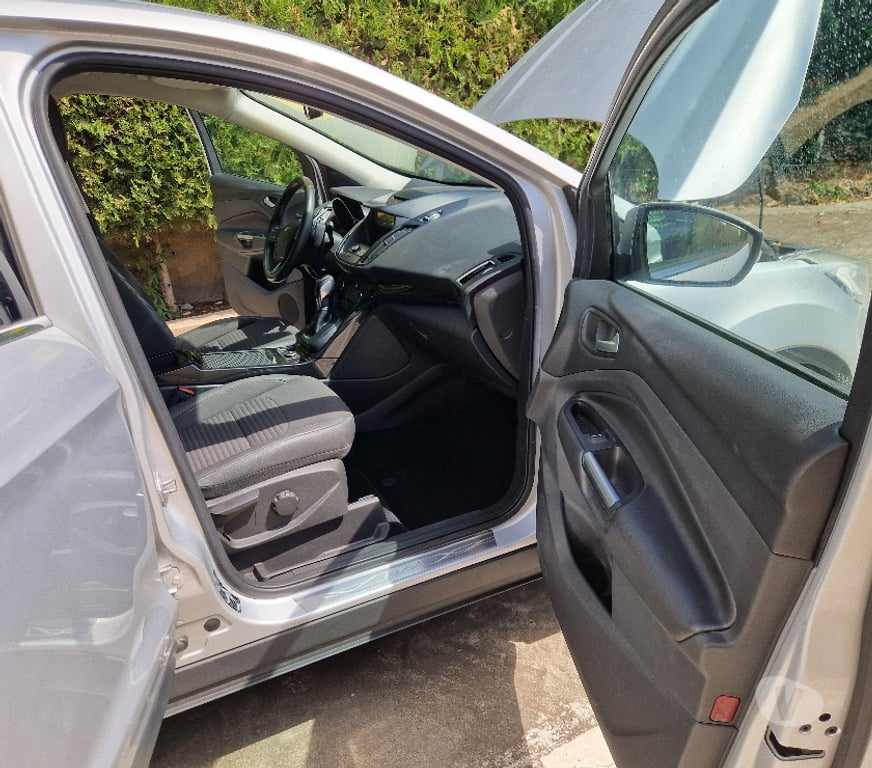Voiture d'occasion Hérault Beziers - 34500 - Photos Vivastreet Ford Kuga 2.0 TDCI 150 ch 2018 50.000 km kuga 4X4 BOITE AUTO