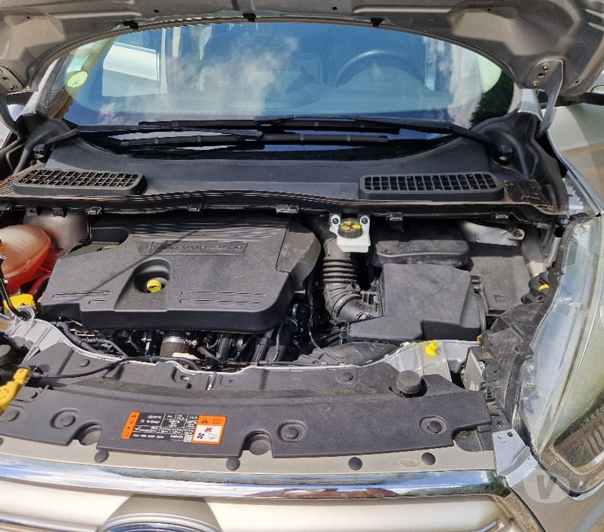 Voiture d'occasion Hérault Beziers - 34500 - Photos Vivastreet Ford Kuga 2.0 TDCI 150 ch 2018 50.000 km kuga 4X4 BOITE AUTO