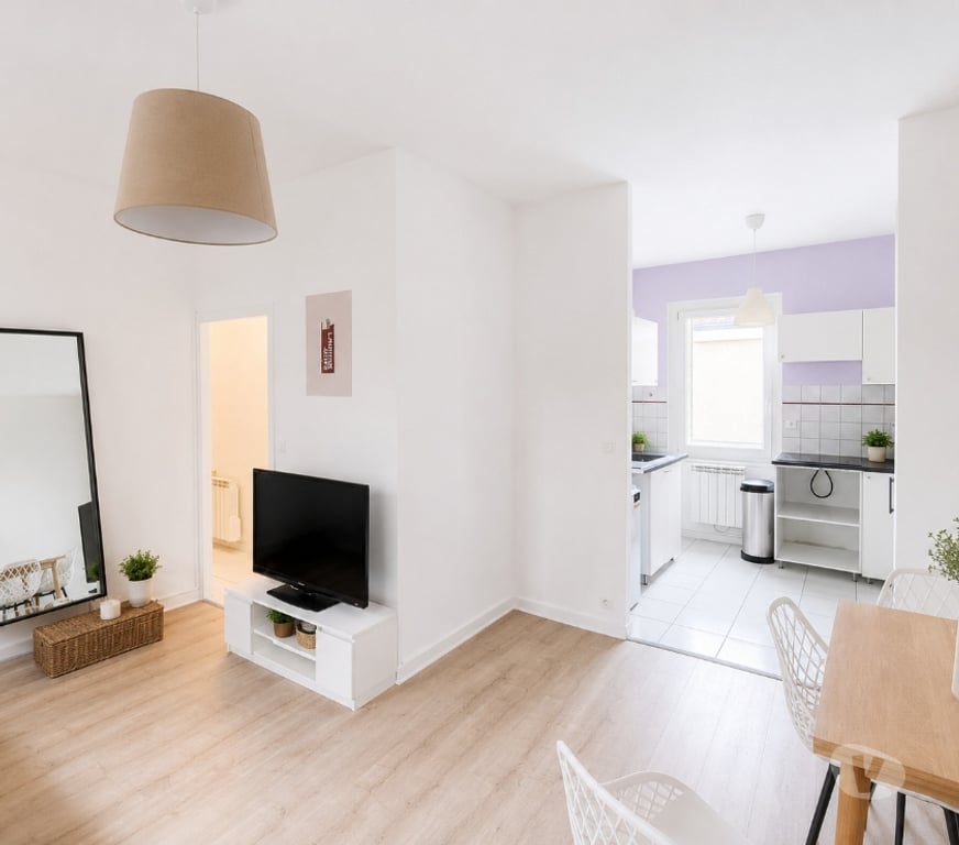 Location appartement Puy-de-Dôme Clermont Ferrand - Photos Vivastreet F2 lumineux rénové – Centre-ville Clermont-Ferrand