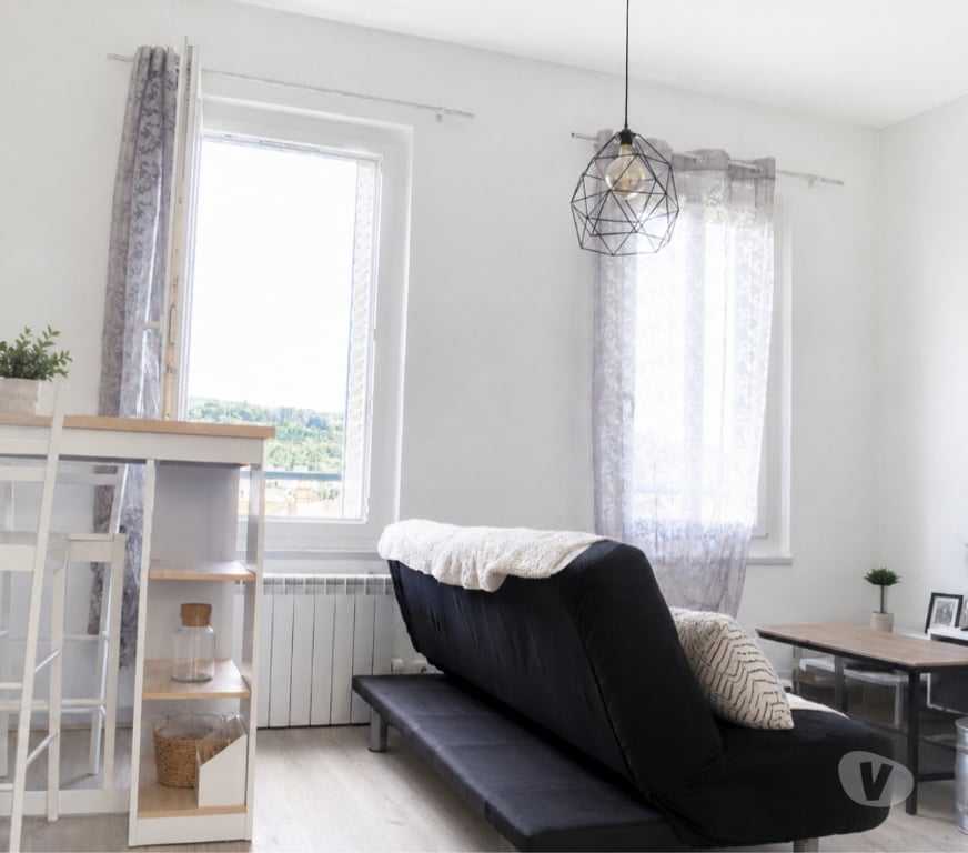 Location appartement Puy-de-Dôme Clermont Ferrand - Photos Vivastreet F2 lumineux rénové – Centre-ville Clermont-Ferrand