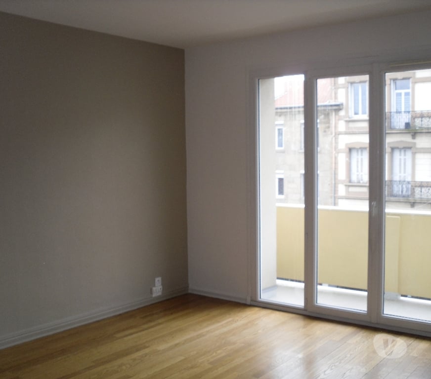 Location appartement Loire St Etienne - Photos Vivastreet T2BIS – Quartier ARMEVILLE – rue Borie