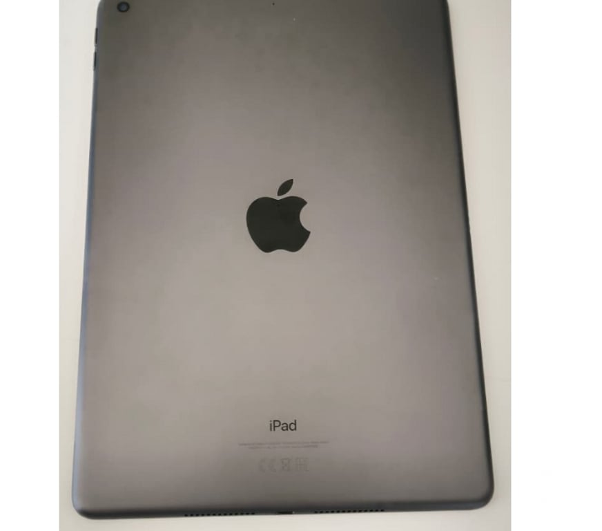 Informatique Ille-et-Vilaine Rennes - Photos Vivastreet iPad 9e génération + clavier