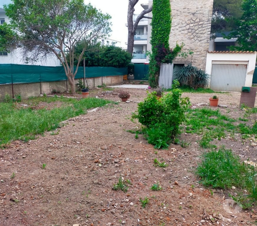 Vente Maison Bouches-du-Rhône La Ciotat - 13600 - Photos Vivastreet maison idéale pour deux familles ou faire du business