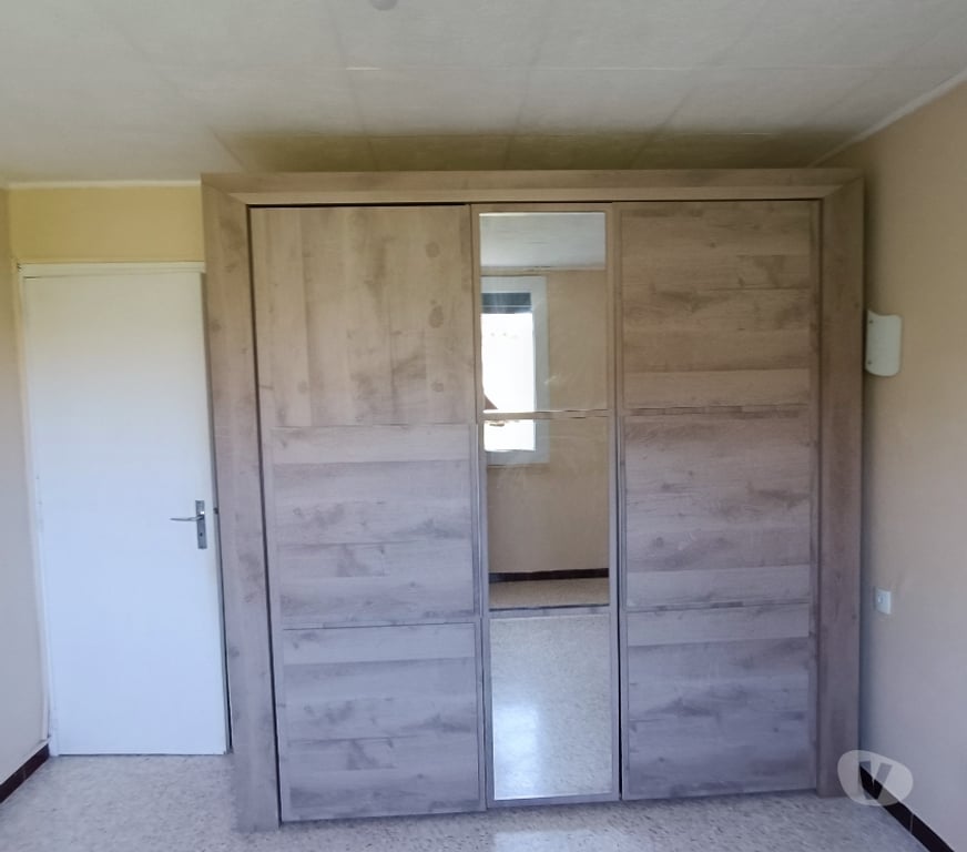 Location appartement Var Le Pradet - 83220 - Photos Vivastreet loue T3 de 74m2 au Pradet prox transports, commerces plage