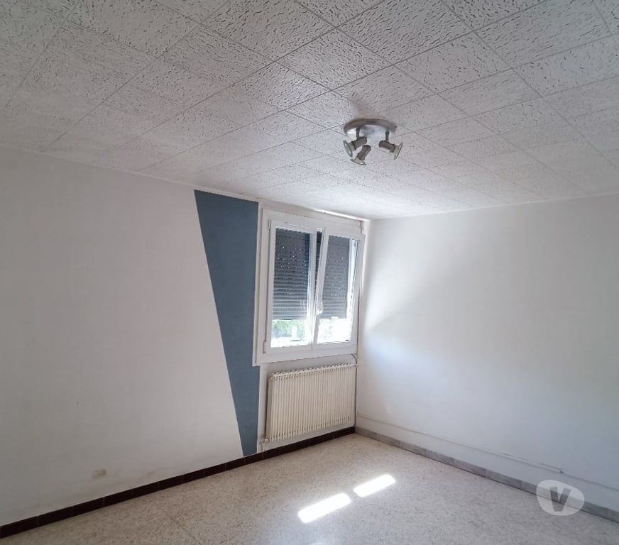Location appartement Var Le Pradet - 83220 - Photos Vivastreet loue T3 de 74m2 au Pradet prox transports, commerces plage