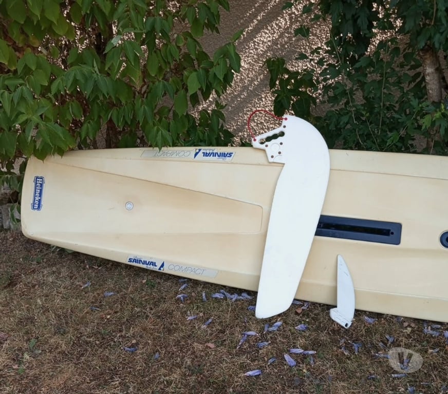 Matériel de sport Haute-Garonne Leguevin - 31490 - Photos Vivastreet Planche à Voile SAINVAL COMPACT