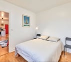 Paris 15ème ardt - Paris — Studio meuble de 22 m2,