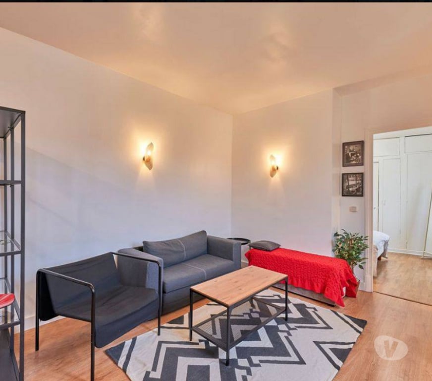Appartement meublé Paris Paris 15ème ardt - 75015 - Photos Vivastreet Studio meuble de 22 m2,