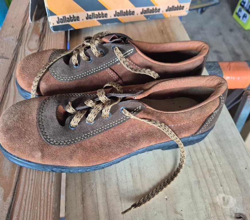 Chaussures Charente-Maritime St Georges d'Oleron - 17190 - Photos Vivastreet Chaussure de sécurité