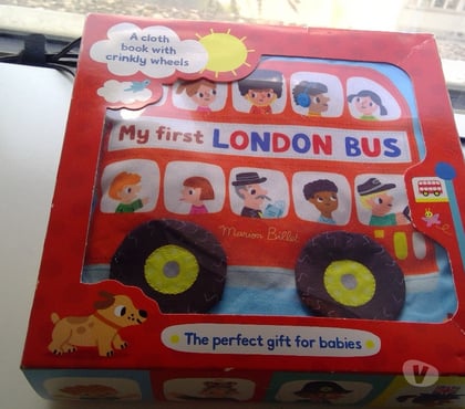 Equipements bébés Aboen Loire - Photos Vivastreet My First London Bus Cloth Book