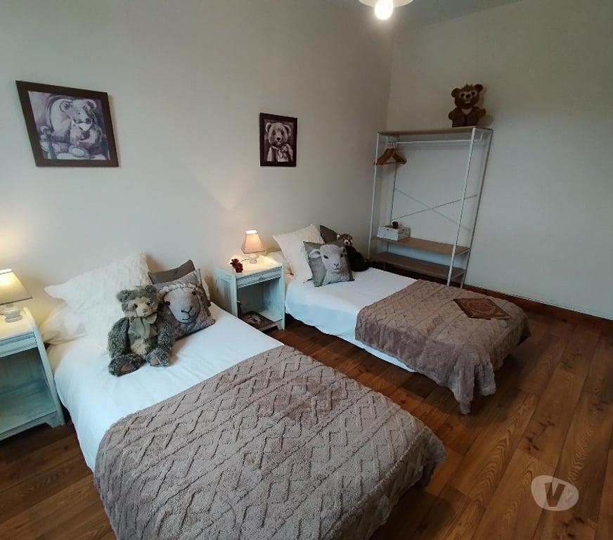 location saisonniere Puy-de-Dôme Murol - 63790 - Photos Vivastreet Location vacances Le Pavin à Murol - Massif central