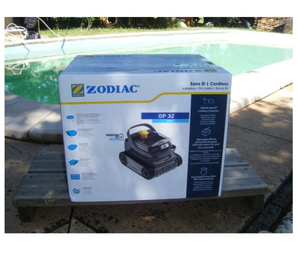 Bricolage - Jardin - Outillage Fonsorbes Haute-Garonne - Photos Vivastreet 1 robot de piscine sans fil ZODIAC PIXEL OP 32 (100% NEUF)