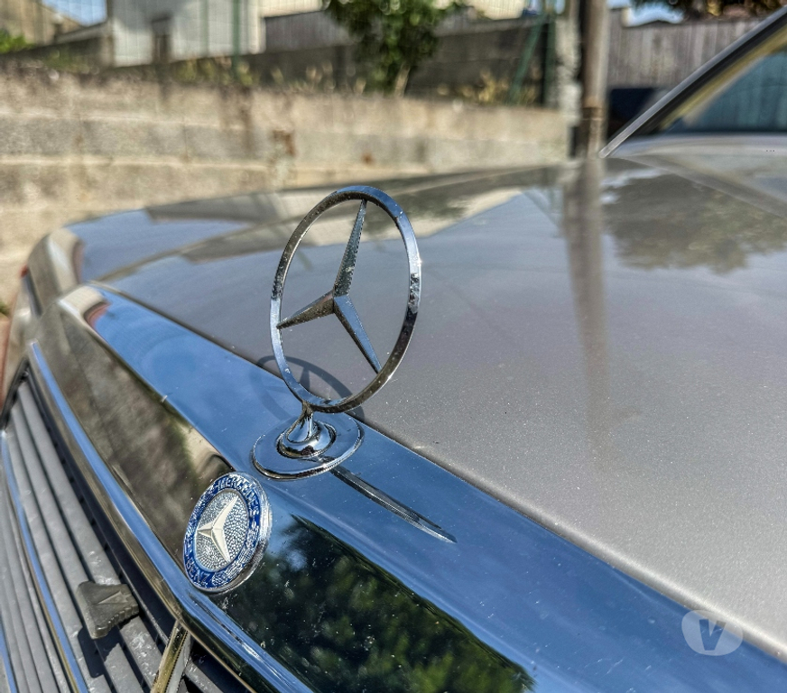 Voiture de collection Charente-Maritime La Rochelle - 17000 - Photos Vivastreet Mercedes 190E 2.3 - 89 188 km - Historique complet