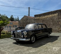 Photos Vivastreet Mercedes 230 Heckflosse 1967 - 6 Cylindres - CG Collection
