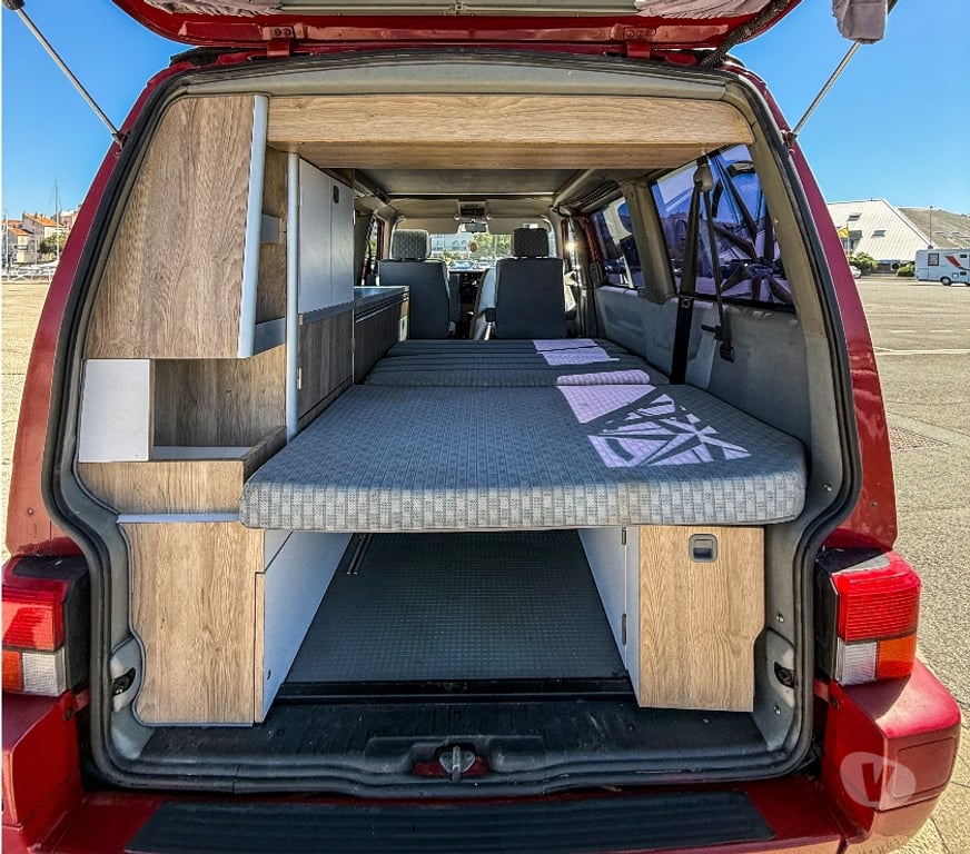 Camping car occasion Charente-Maritime La Rochelle - 17000 - Photos Vivastreet VOLKSWAGEN TRANSPORTEUR 4 WESTFALIA