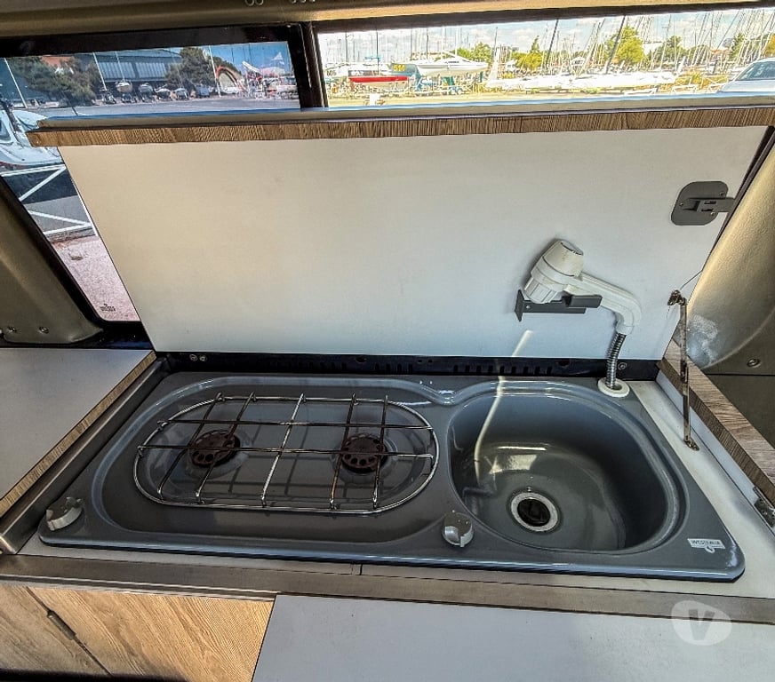Camping car occasion Charente-Maritime La Rochelle - 17000 - Photos Vivastreet VOLKSWAGEN TRANSPORTEUR 4 WESTFALIA
