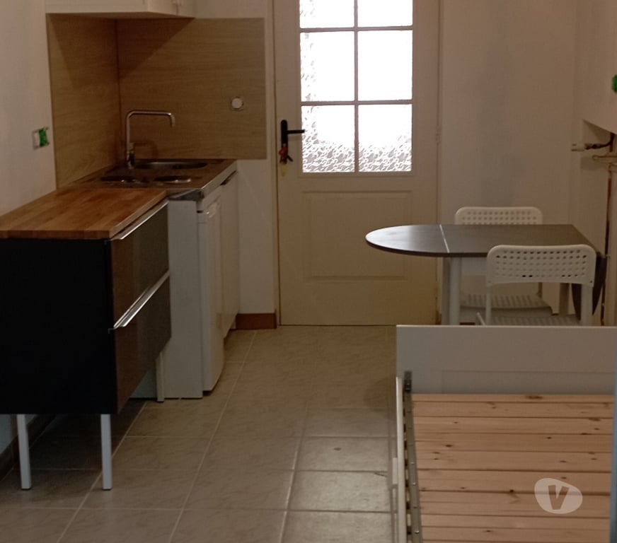 Appartement meublé Maine-et-Loire Trelaze - 49800 - Photos Vivastreet Beau studio meublé étudiant