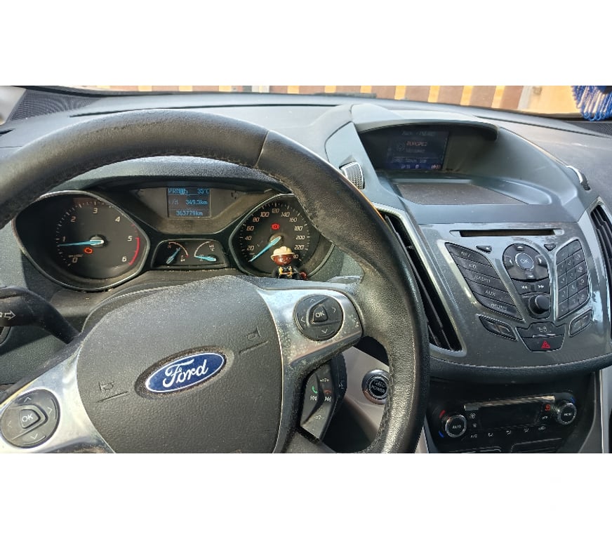 Voiture d'occasion Landes Mont de Marsan - 40000 - Photos Vivastreet Ford C-MAX 2.0 TDCi 140 Powershift En état boîte auto HS