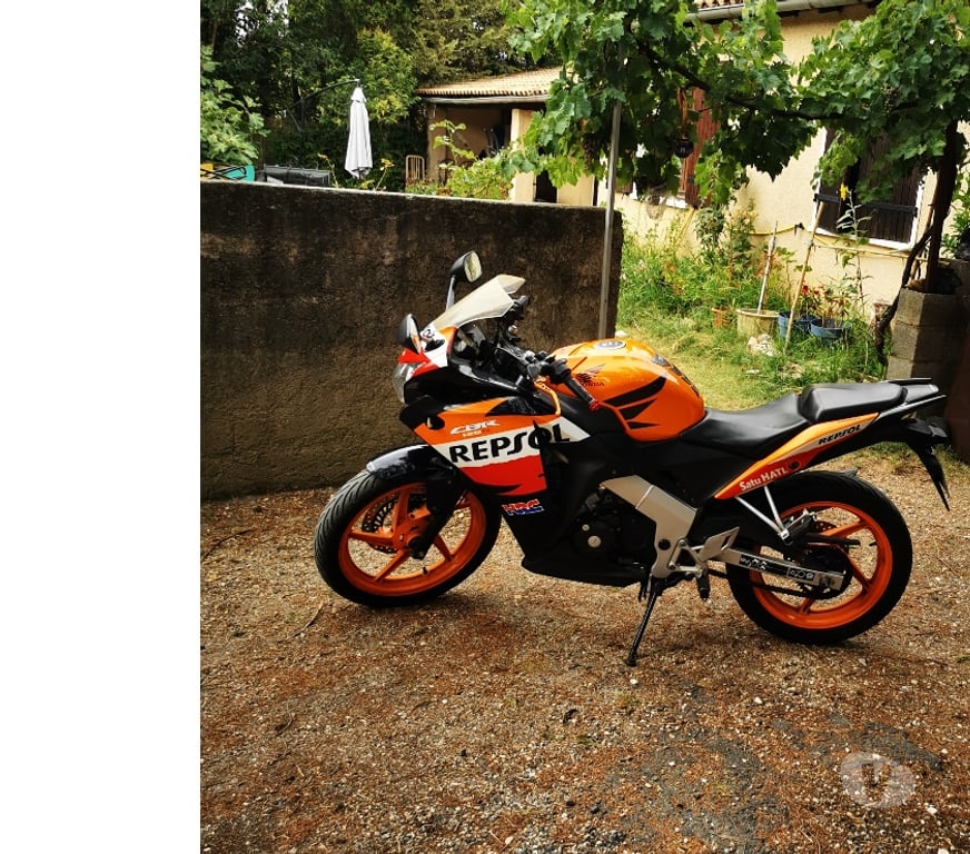 Moto d'occasion Gard Fournes - 30210 - Photos Vivastreet Honda CBR 125 R Repsol